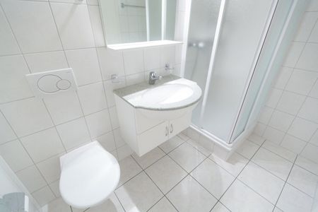 3.5-room apartment on the ground floor - Photo 3