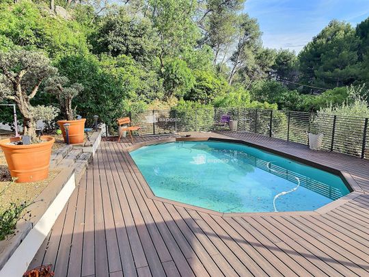 A louer maison meublée de type 4 avec Piscine et garages a Marseille 13011 La treille - Photo 1