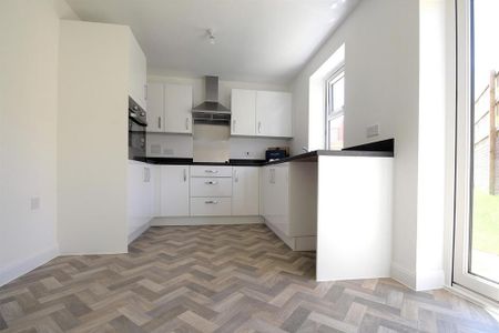 3 bedroom house to rent - Photo 4