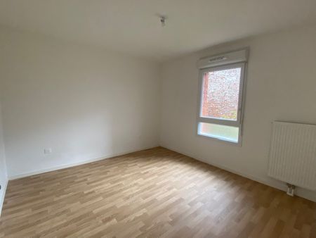 Location Appartement 70m² ARMENTIERES 59280 - Photo 4