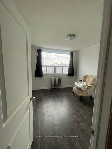 For Lease - 1516 Eglinton Avenue Unit# Apt 1, Toronto, Ontario - Photo 2