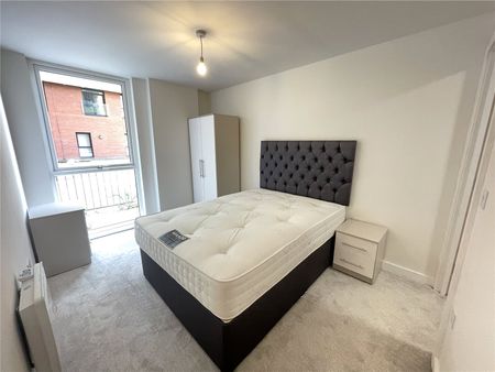 2 bedroom Flat To Rent - Photo 5