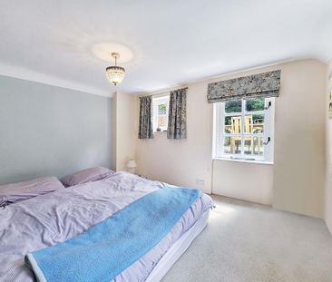 4 bedroom terraced house to rent - Photo 4