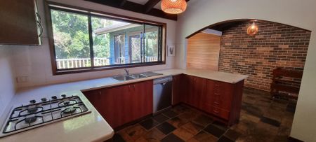 Freshly Updated Home in Quiet Shelly Beach Location - Photo 2