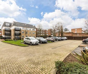 3 bedroom flat to rent - Photo 2