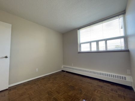 For Lease - 10 Sunrise Avenue Unit# 415, Toronto, Ontario - Photo 4