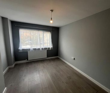 Homefield Close, Winscombe - Photo 2