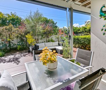 Spacious 3 Bedroom Townhouse with Grassed Courtyard&excl; - Photo 5