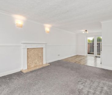 3 bedroom terraced house to rent - Photo 1