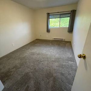 1 Bedroom Suite Available Immediately - Photo 2