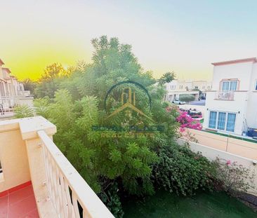 WELL MAINTAINED | VACANT | SPECIOUS | BACK TO BACK - Photo 2