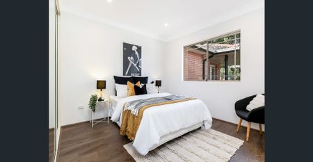 Modernised apartment of space and sunlight - Photo 4