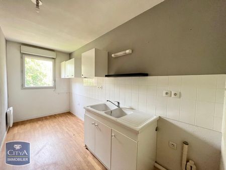 Location Appartement 3 pièces 62m² ELBEUF 76500 - Photo 5