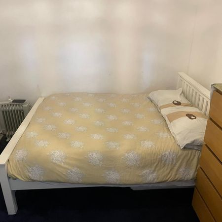 5 Bed Detached House, Kingsbury Road, B24 - Photo 3