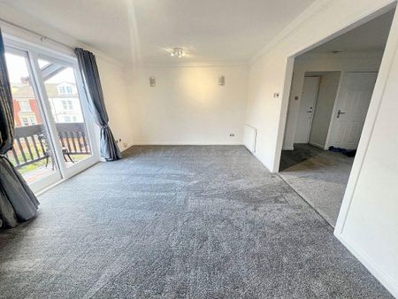 2 bed apartment to rent in NE26 - Photo 2