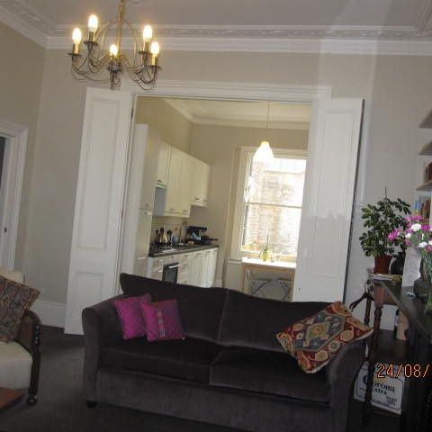 Room in a Shared House, B, W9 - Photo 1