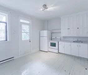 1 room apartment of 49m² in Montreal - Photo 2