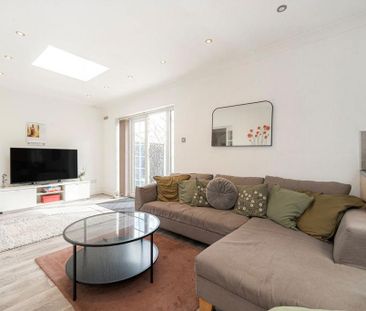 6 bedroom semi-detached house to rent - Photo 3