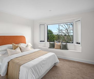 Refined Highlands Living - Photo 4