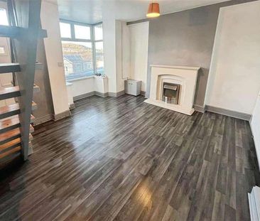 Graig Avenue, Pontypridd, CF37 - Photo 2