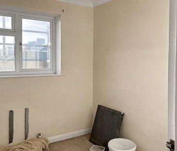 Mallett Close, Seaford, East Sussex, BN25 - Photo 3