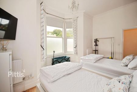 2 bedroom apartment to rent - Photo 4