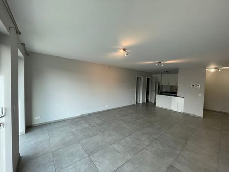 Appartement te huur - Foto 2