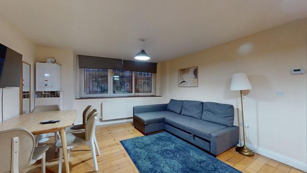 2 bedroom flat to rent - Photo 1