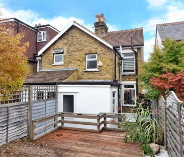 2 bedroom end of terrace house to rent - Photo 6