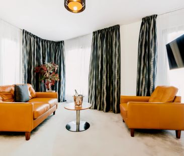 Suite Apartment - Photo 2
