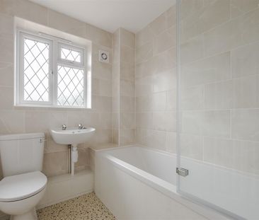 To Let 1 Bed House - Mid Terrace - Photo 5