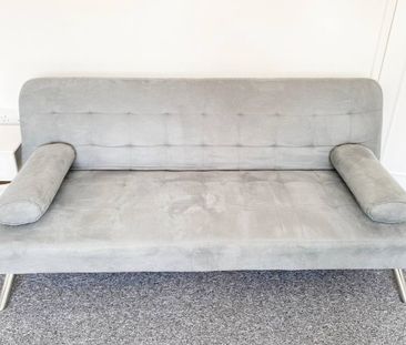 2 Bed Semi-Detached House, Bristol Road, LU3 - Photo 2