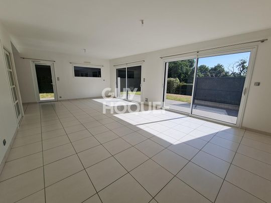 Location Maison 6 pièces 142m² - Photo 1