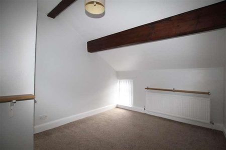 Cardigan Street, Queensbury, Bradford, BD13 - Photo 2