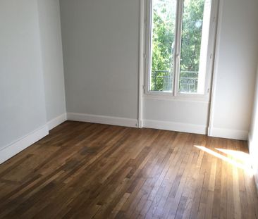 Location Appartement 3 pièces 77m² - Photo 6