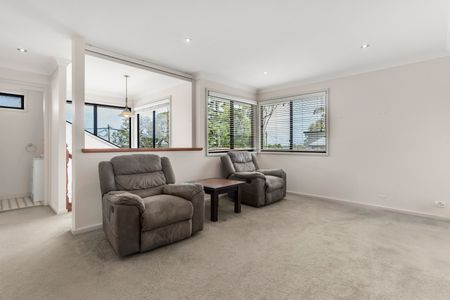 14 David Avenue, Caringbah South NSW 2229 - House For Rent | Domain - Photo 2