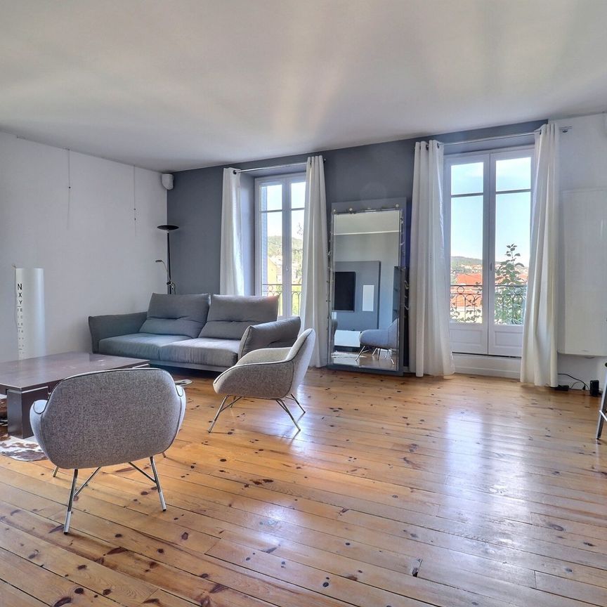 Location Appartement 5 pièces 104m² ROYAT 63130 - Photo 1