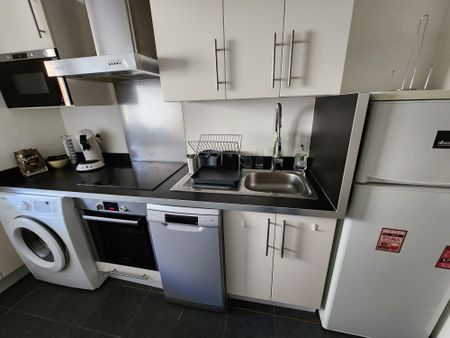 Location Appartement 2 pièces 52m² BORDEAUX 33000 - Photo 5