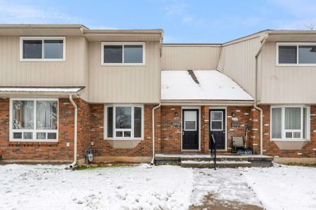 For Lease - 100 Brownleigh Avenue Unit# 244, Welland, Ontario - Photo 4