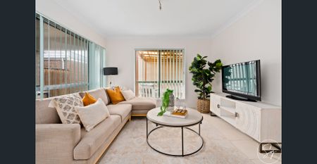 Family Home! - Photo 2