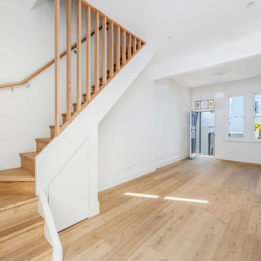 Renovated Two Bedroom Terrace in Quiet and Convenient Location - Photo 1