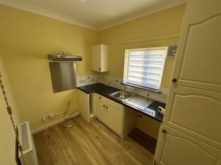 Nelson Road North, Great Yarmouth - Photo 4