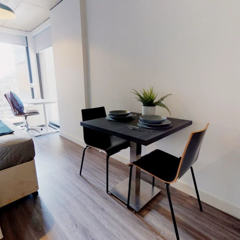 Twin Room (Shared) - Photo 1