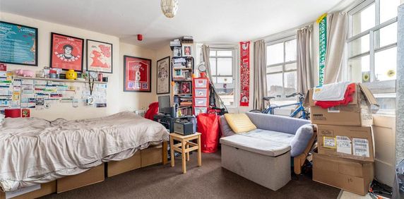 Studio to rent - Photo 2