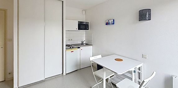 Location Appartement 1 pièce 18m² - Photo 2