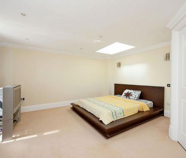 4 bedroom maisonette to rent - Photo 2