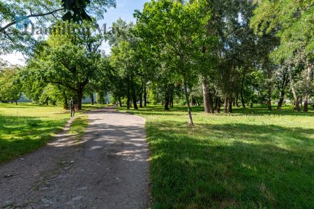Trzypokojowe mieszanie z oddzielna kuchnia, garderoba i balkonem z widokiem na park - Zdjęcie 5