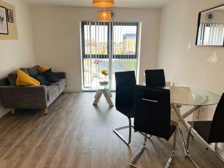 1 bedroom flat to rent - Photo 2