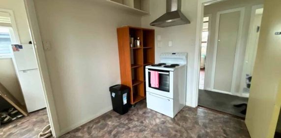 Levin - 3 bedrooms - Photo 2
