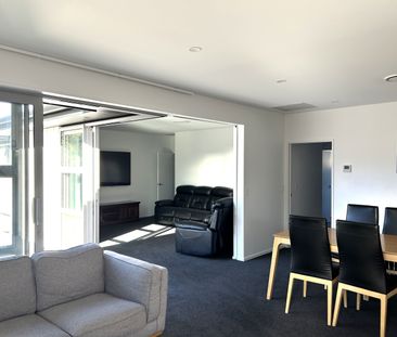 Four Bedrooms + Study - Photo 3